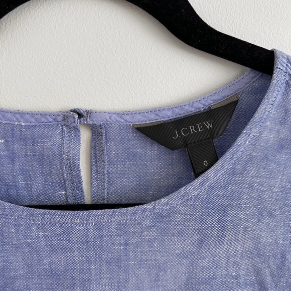 J. Crew Tank Top Chambray Denim Crew Neck Button Back with Pompom Trim Size 0 - Picture 4 of 9